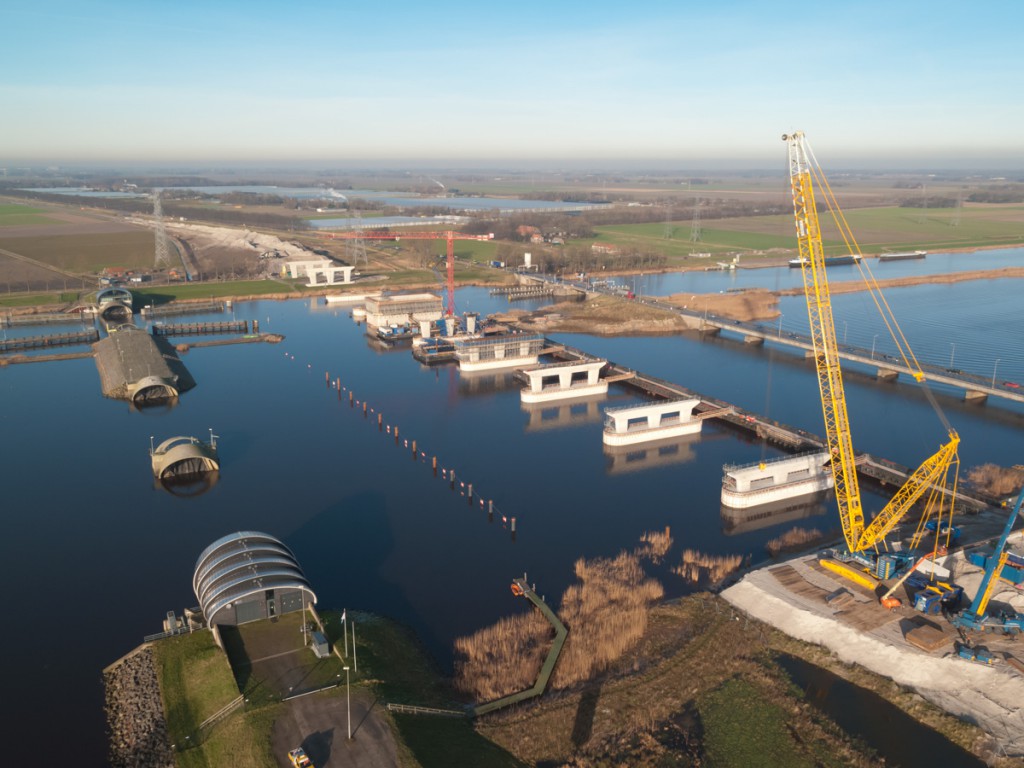 Nieuwe Ramspolbrug in aanbouw
